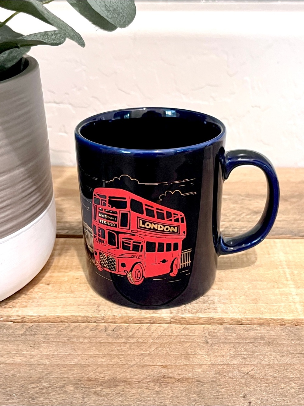 Vintage Coloroll England London Mug Gold Big Ben St Pauls Red Bus Navy